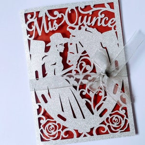 SVG Laser Schnitt Einladung Vorlage MIS QUINCE Ordner Karte Cricut Mädchen Pferd Rosen Cricut Mexikanisch Quinceanera Charra Karte Silhouette Cameo 15