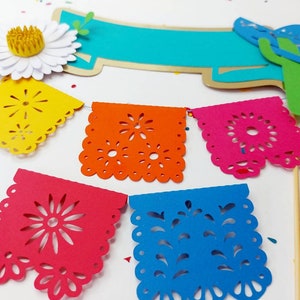 Archivos de corte SVG CRICUT PLANTILLAS Adorno para tarta de Papel Picado personalizable Mini pancartas de 2,5 pulgadas Feliz cumpleaños fiesta Cricut Joy Silhouette Cameo