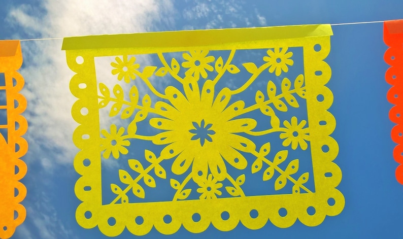 2 SVG-filer mall Papel Picado Cricut silhuett mexikansk festdekor banderoller flaggor blommor fiesta blommor DXF ai PNG jpg laserskuren bild 2