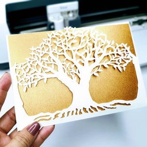 SVG Laser Schnitt Hochzeitseinladung Baum Landschaft 7x5 Zoll Umschlag Karte Cricut Cut Datei Silhuette Cameo Baum des Lebens Karte Die Schnitt kompliziert