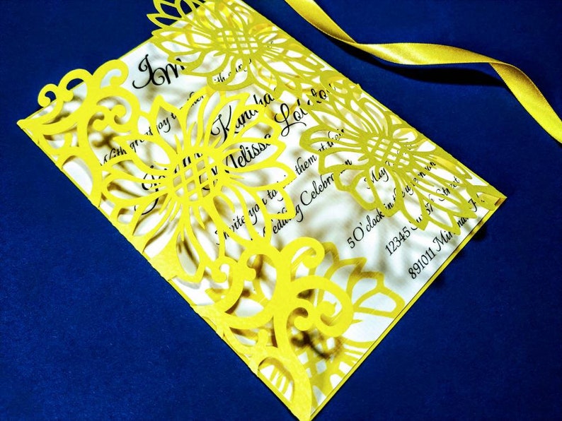 Free Free 327 Sunflower Invitation Svg SVG PNG EPS DXF File