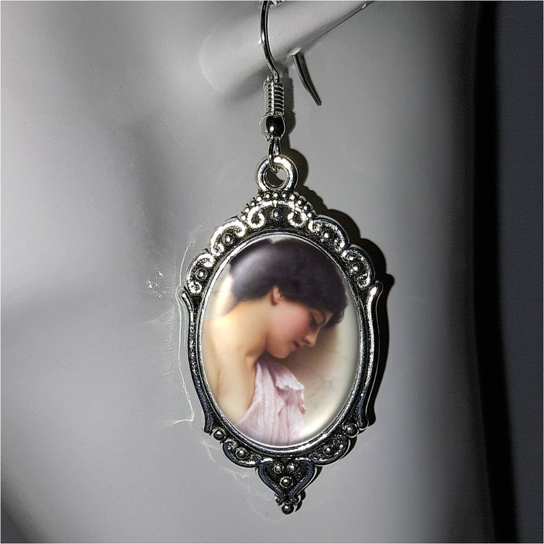 Pre-Raphaelite 30x40mm Cameo Necklace & Earrings featuring John William Waterhouse's 'Violets Sweet Violets', Victorian Steampunk image 7