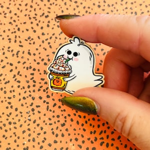 Broche de madera con forma de fantasma de calabaza y especias para amantes de Halloween. Broches de Halloween