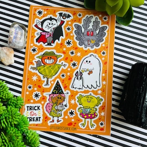 Hoja de pegatinas de truco o trato para planificadores o cartas de correo