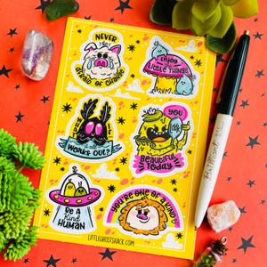 Hoja de calcomanías de positividad de Cryptid para planificadores o cartas de correo / Calcomanía de Cryptid / Hoja de calcomanías de Cryptid / Crytpids lindos / Mothman / Bigfoot