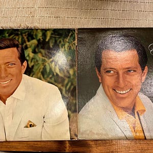 Two Andy Williams pre-owned vinyls, both 33 Lp’s, Andy Williams - 24 Great Songs 1976, Merry Christmas Andy Williams 1965, Columbia Records