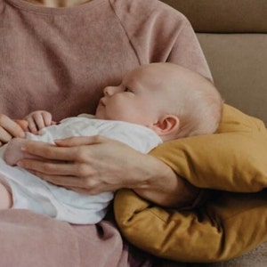 新生児用授乳枕、ママ用授乳用アームレスト、パパ用哺乳瓶サポート、未熟児用ヘッドサポート、ベビーシャワーギフト、
