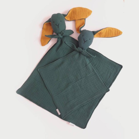 small muslin comforter