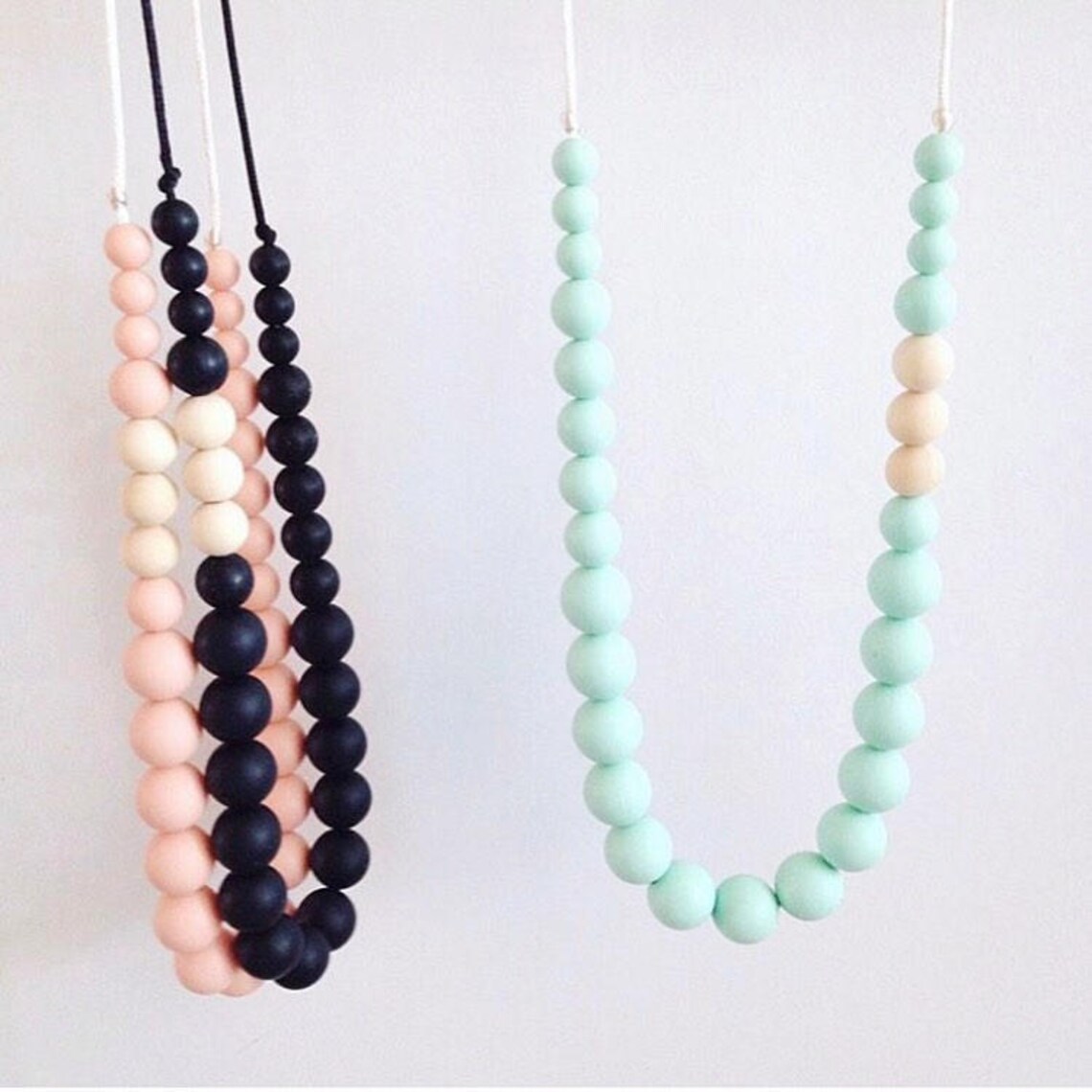 TIFFANY Silicone Teething Necklace Organic Wood Silicone