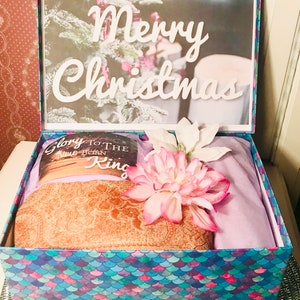 Merry Christmas for Her. Christmas College Care Package. Friend Christmas Gift. Niece Christmas Gift. Christmas Personalized. image 5