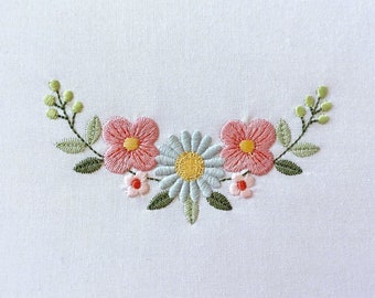 Machine embroidery design- Modern boho flowers border - curved border floral embroidery. Curved flower border. 4 sizes. Instant download