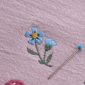 Mini flowers 1"/25mm machine embroidery design dainty tiny floral daisy rose Blumen Stickdatei Broderie Fleurs Ricamo fiori haft kwiatowy image 3