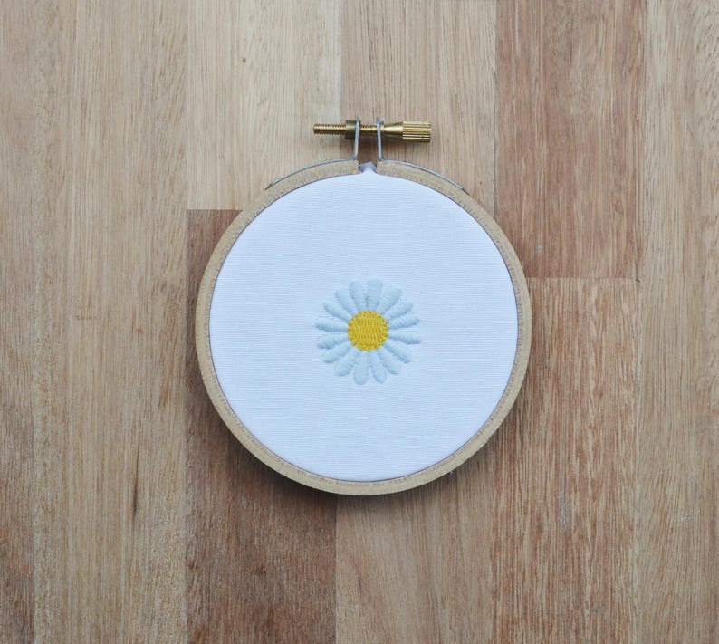 Mini Daisy Flower Machine Embroidery Design. 3 Sizes. Instant Etsy