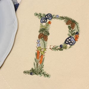Diseño de bordado a máquina letra P 7,5 cm de alto Bastidor 4x4 (10 cm)  Bordado digital monograma floral Letras de flores matriz de bordado
