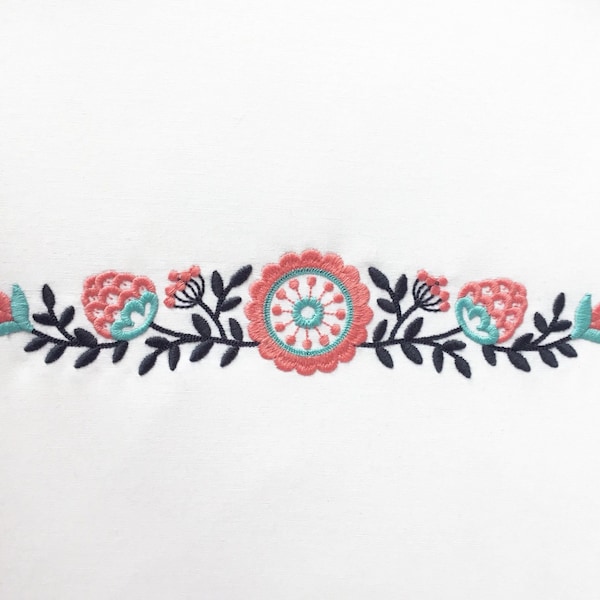 Machine embroidery design Folk floral border. Folk border digital embroidery files. 3 sizes. Instant download