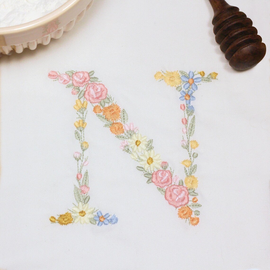 Machine Monogram Letter N Machine Embroidery LETTER N Uppercase 9,7cm/3.80