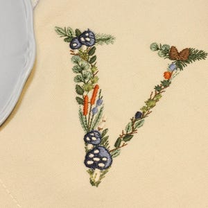 Machine embroidery LETTER V Uppercase 3"/7,5 cm Forest Font- Woodland Leaves, Mushroom, Cattail and Pine cones Ricamo Broderie Stickdatei