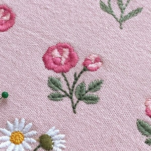 Mini flowers 1"/25mm machine embroidery design dainty tiny floral daisy rose Blumen Stickdatei Broderie Fleurs Ricamo fiori haft kwiatowy image 9