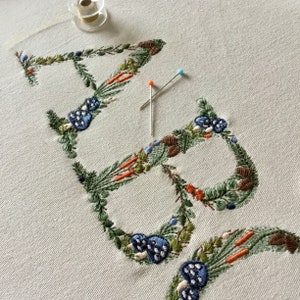 Machine embroidery UPPERCASE ALPHABET 4x4 hoop Heirloom Forest Letters Woodland Leaves Mushroom Cattail Pine cone Ricamo Broderie Stickdatei