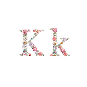 Diseño de bordado a máquina letra K pequeña mayúscula y minúscula Bordado digital monograma floral Letras de flores matriz de bordado