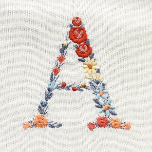 Machine embroidery LETTER A Uppercase 3"/7,5 cm Dainty floral font Heirloom Monogram Broderie machine Stickdatei Ricamo macchina 4x4 hoop