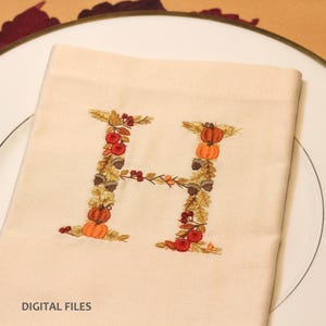Machine embroidery LETTER H Uppercase 3"/7,5 cm Thanksgiving Font Autumn Leaves, acorns, pumpkins and apples - Ricamo Broderie Stickdatei