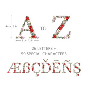 Puede incluir: Letras del alfabeto de la A a la Z hechas de hojas verdes y manzanas rojas. Las letras miden 5 cm de alto. El texto "26 LETRAS + 59 CARACTERES ESPECIALES" est&aacute; debajo de las letras. Las letras &AElig;B&Ccedil;DĒ&Ntilde;Ş se muestran debajo del texto.