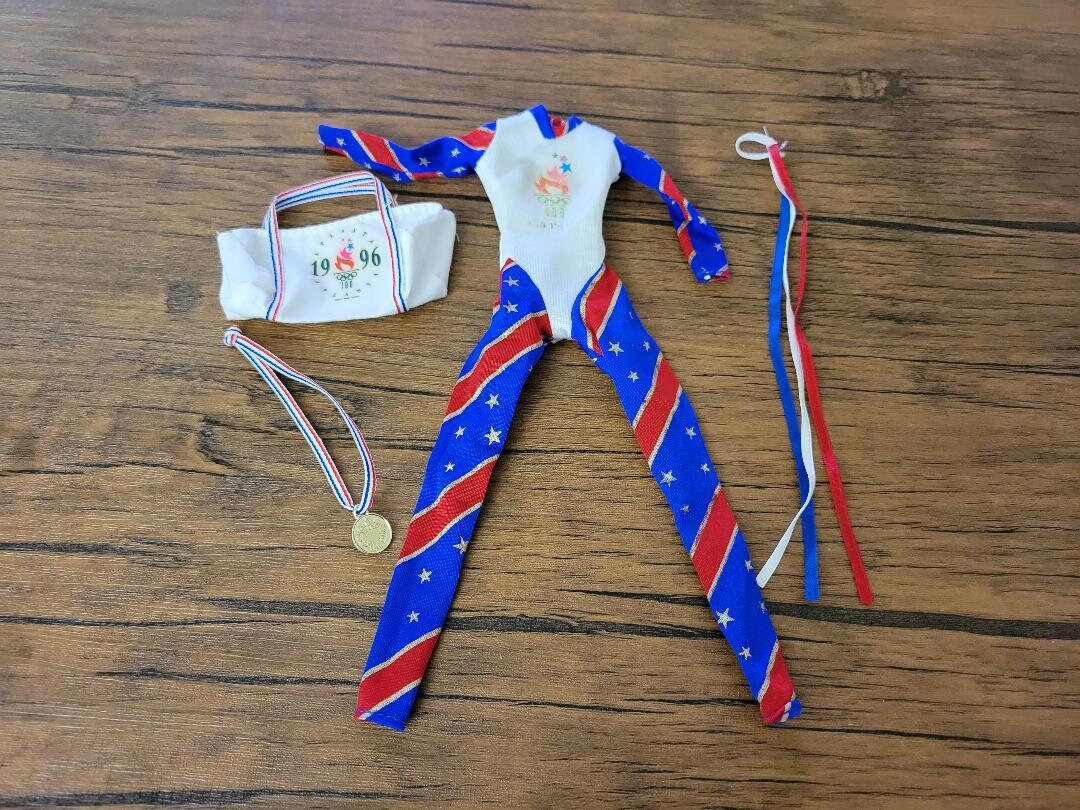 1995 Olympic Gymnast Barbie, Vintage Barbie Clothes, Vintage Barbie, Gymnast Barbie, Olympic