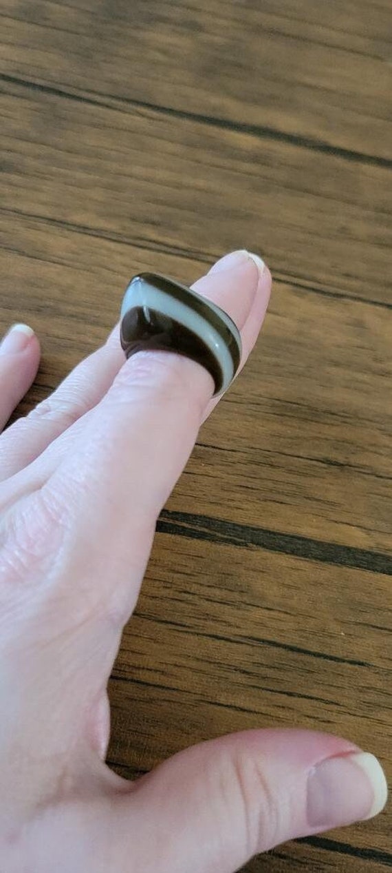 Vintage Abstract Brown Striped Lucite Ring, Chunky