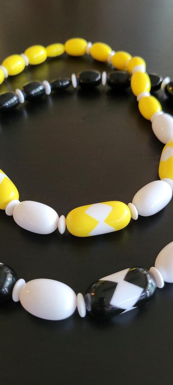 Black and Yellow Vintage Necklace Set, Vintage Je… - image 8