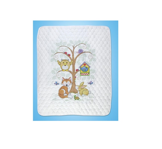 Design Works Stamped Cross Stitch Kit Baby Quilt BABYS FOREST QUILT Pre  Quilted and Bound 34 x 43