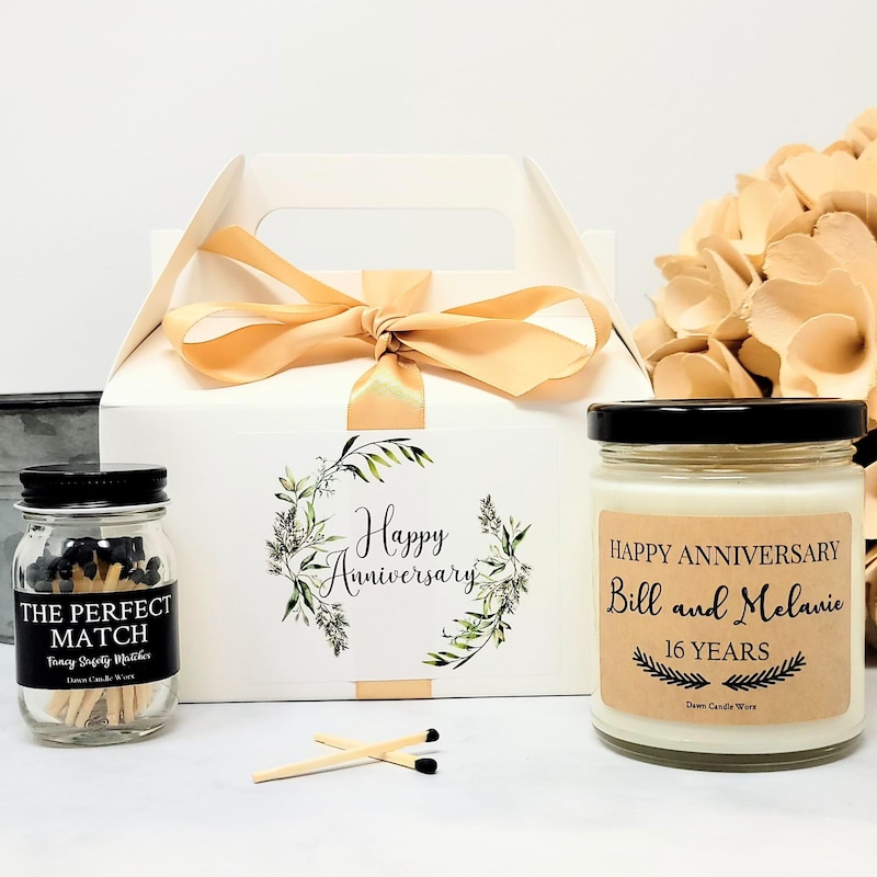 personalized-anniversary-gifts-60-gift-ideas-for-2025