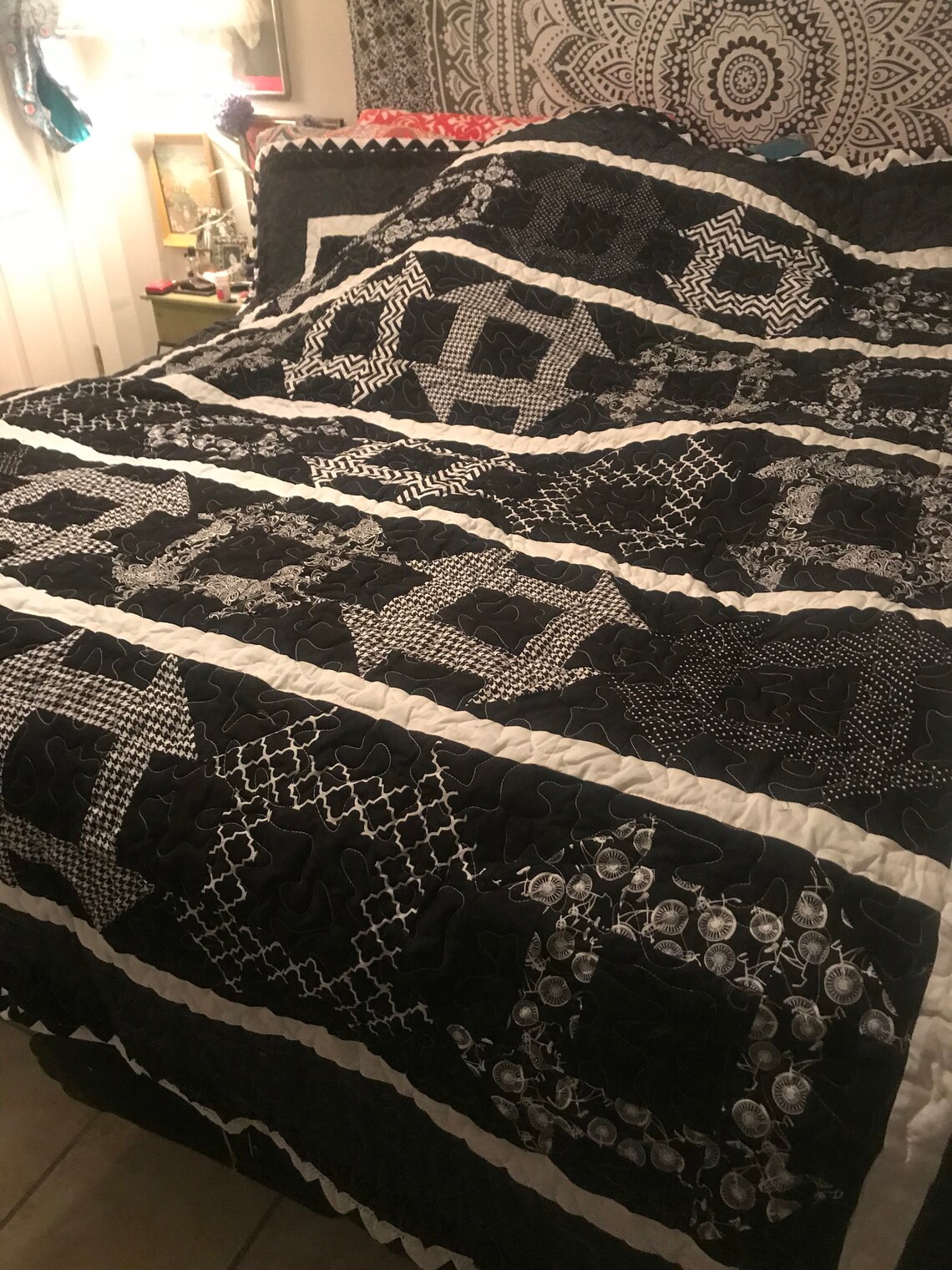 Black and White Quilt for a Queen Bed. Etsy