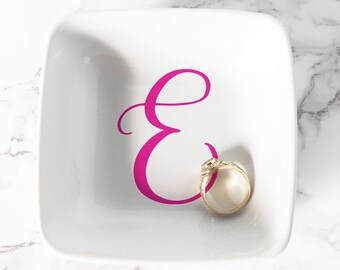 Personalized Initial Ring Dish, Monogram Ring Dish, Jewelry Dish, Trinket Dish, Ring Holder, Wedding Ring Dish, Bridesmaid Gift Jewelry Tray