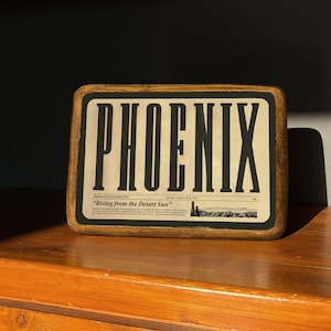 Arte murale Phoenix, cartello in legno retrò, stampa retrò rustica, decorazione murale da viaggio vintage, cartello da fattoria moderno, cartello da fattoria moderno Lodge Phoenix