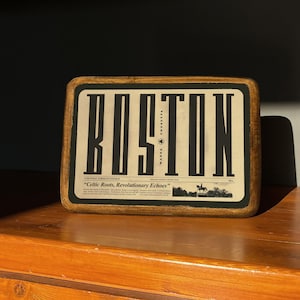 Boston Wall Art, cartello in legno retrò, stampa di viaggio sulla città di Boston, decorazione da parete della città, targa in legno retrò Man Cave, decorazione da parete moderna di metà secolo