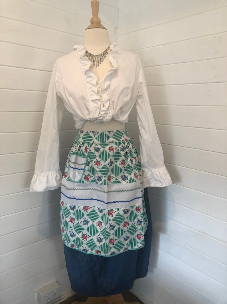 Vintage half apron
