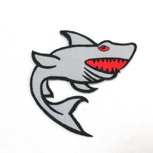 Opstrijkpatch haai (9,5 x 9 cm)