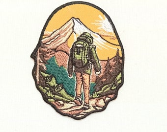 Patch de caminhada para passar a ferro: aplique de aventura na montanha