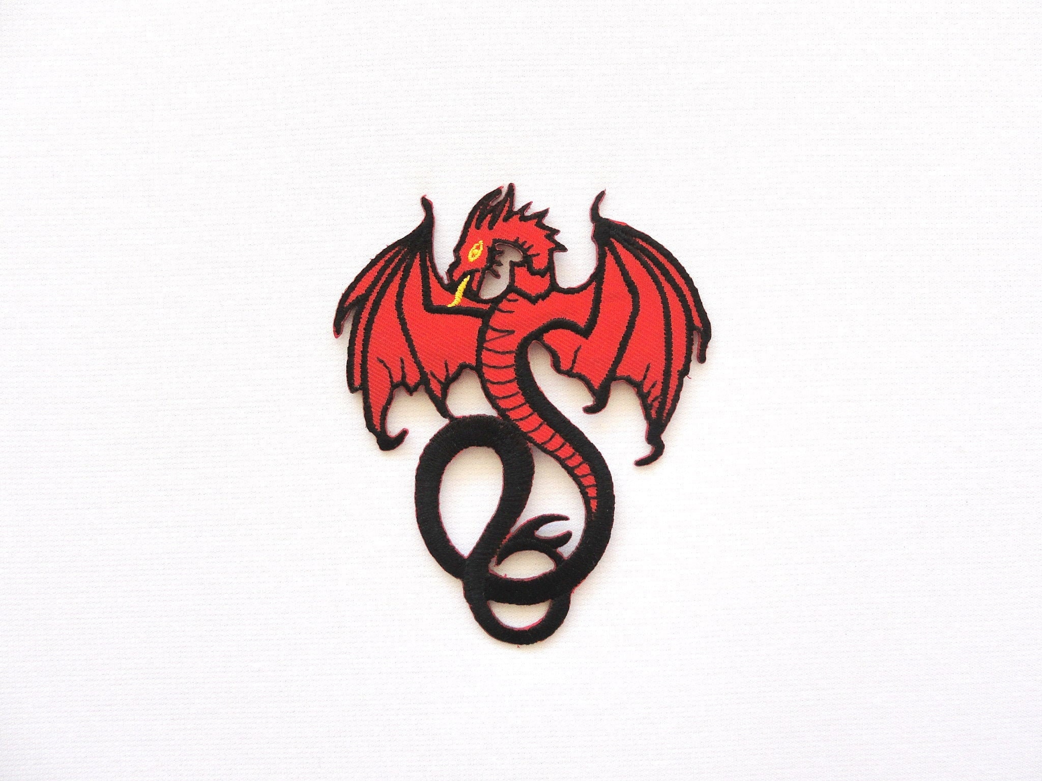 Red Asian Chinese Calligraphy Dragon Character Embroidered Iron-On Patch – Single