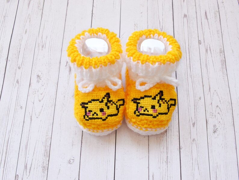 Pokemon Pikachu inspired knitted baby booties * gender neutral n Pokemon Pikachu inspired knitted baby booties * gender neutral n