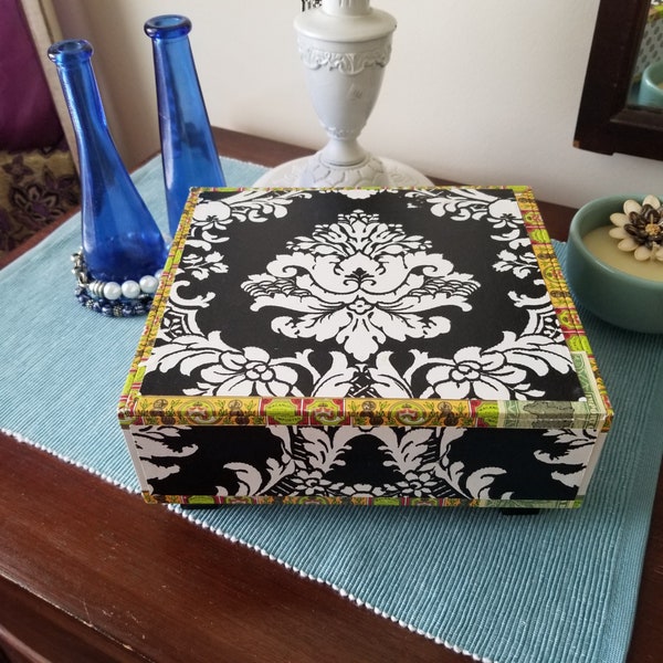 Trinket Box, Damask Decorated Altered Cigar Box, Damask Jewelry Box, Black & White Memory or Gift Box, Storage Box, Custom Cigar Box