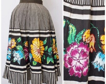 Vintage 1950s Mexican Skirt | Mexican Circle Skirt | Full Skirt | Mexican Full Skirt | 50s Sequins Floral Skirt | 25.5 - 26.5