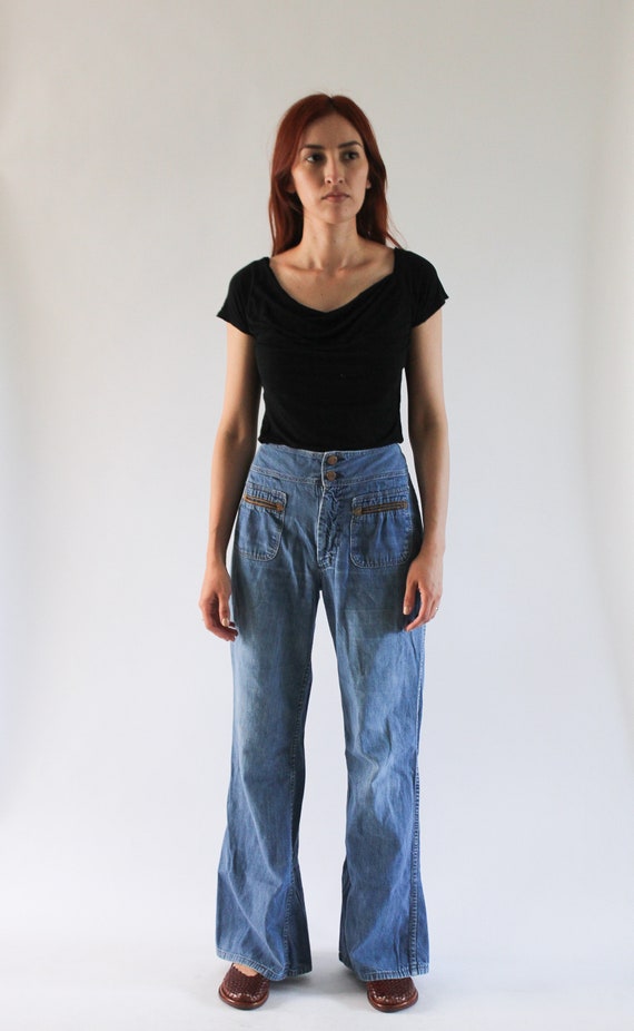 Vintage 1970s Wrangle Bell Bottoms | 70s Bell Bot… - image 2