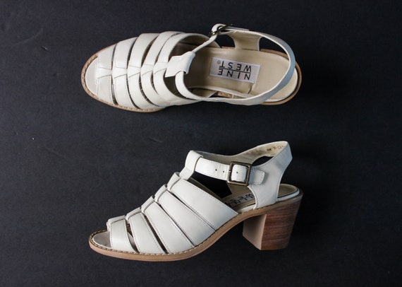 Vintage 1990s Cream Sandal 6 | Nine West Leather H