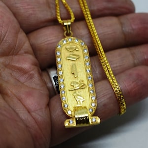 PUT YOUR NAME on 925 Silver Extravagance Personalized Cartouche W.Gems