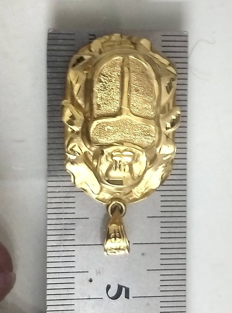 Fascinating Hallmark 18 K. Gold charm pendant Egypt Pharao's Luck Scarab image 5