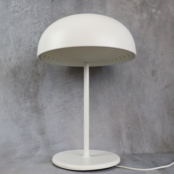 Grande lampe de table blanche NYMANE pour IKEA - Modèle rare - 1990's - Dlg Panthella de Louis Poulsen