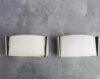 2 black metal and perspex french vintage corner sconces - Mid-century vintage silver wall sconces - Biny Guariche Stilnovo - 50's