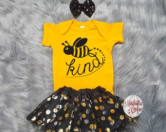 Strój z tutu "Bee Kind", strój urodzinowy, strój z tutu na pierwsze urodziny, koszulka dla małych pszczół, strój z tutu "Bee Kind", strój z tutu "Bumble Bee", ubranka dla niemowląt